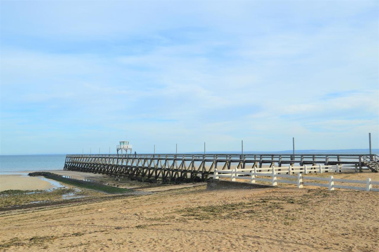 Maison,Appartement De Charme Bord De Mer - Avec Jardin Et Wifi Luc-sur-Mer Bagian luar foto
